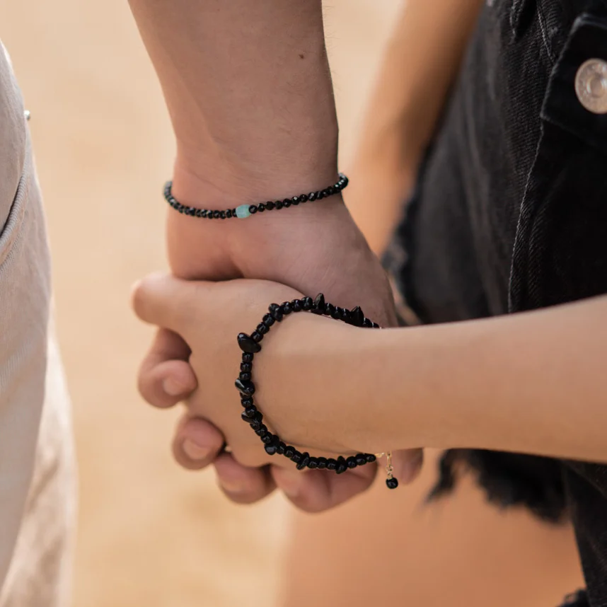 handmade daily wear small black beaded bracelet