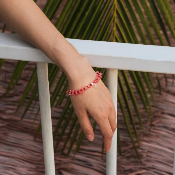 women’s handmade red crystal bead bracelet